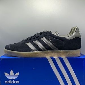 Adidas Gazelle size 10